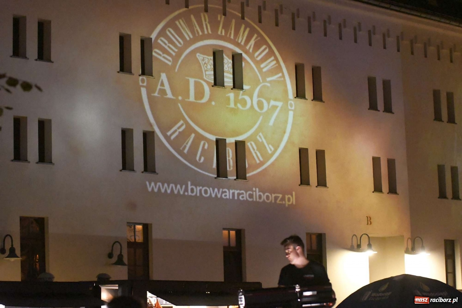 Zdjęcie w galerii na portalu naszraciborz.pl: Inscenizacja pożaru zamku w Raciborzu [FOTO i WIDEO] wiadomości z regionu