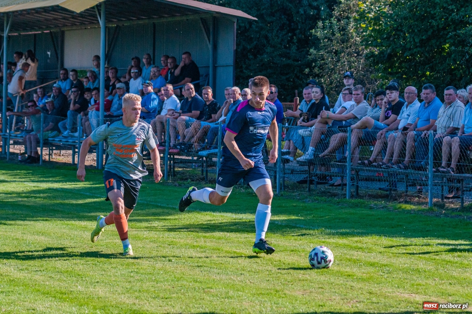Zdjęcie w galerii na portalu naszraciborz.pl: Klasa okręgowa. Powiatowe derby na remis [FOTO i WIDEO] wiadomości z regionu
