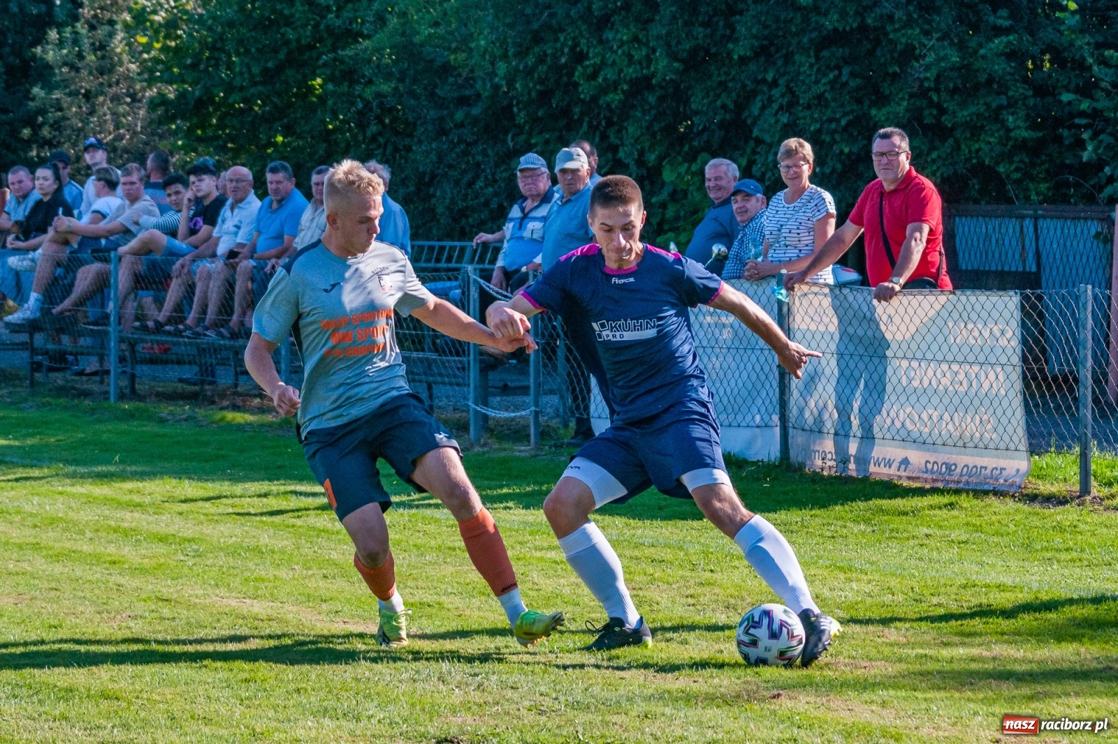 Zdjęcie w galerii na portalu naszraciborz.pl: Klasa okręgowa. Powiatowe derby na remis [FOTO i WIDEO] wiadomości z regionu