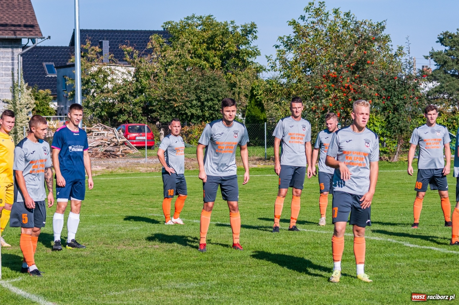 Zdjęcie w galerii na portalu naszraciborz.pl: Klasa okręgowa. Powiatowe derby na remis [FOTO i WIDEO] wiadomości z regionu