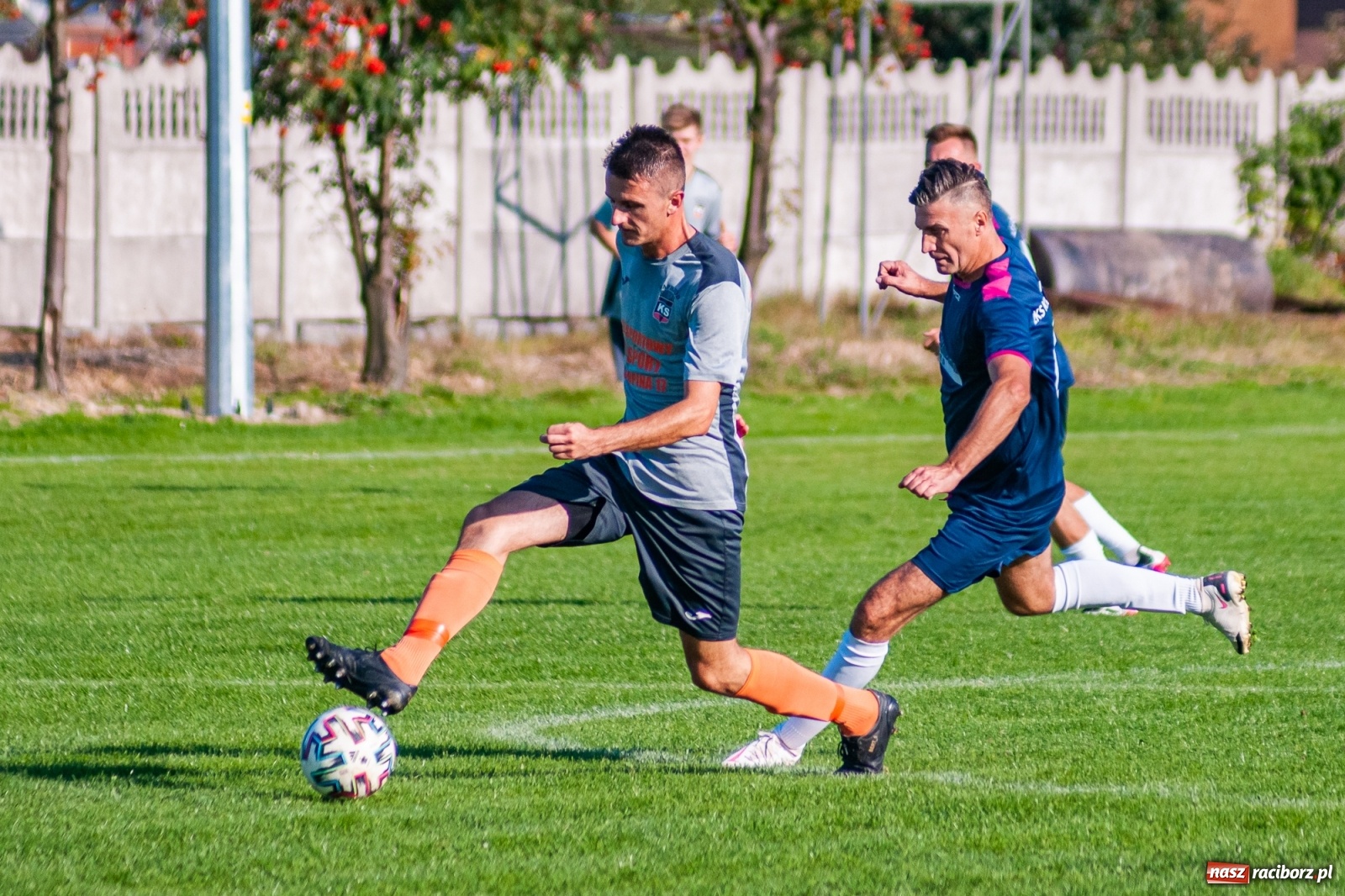 Zdjęcie w galerii na portalu naszraciborz.pl: Klasa okręgowa. Powiatowe derby na remis [FOTO i WIDEO] wiadomości z regionu