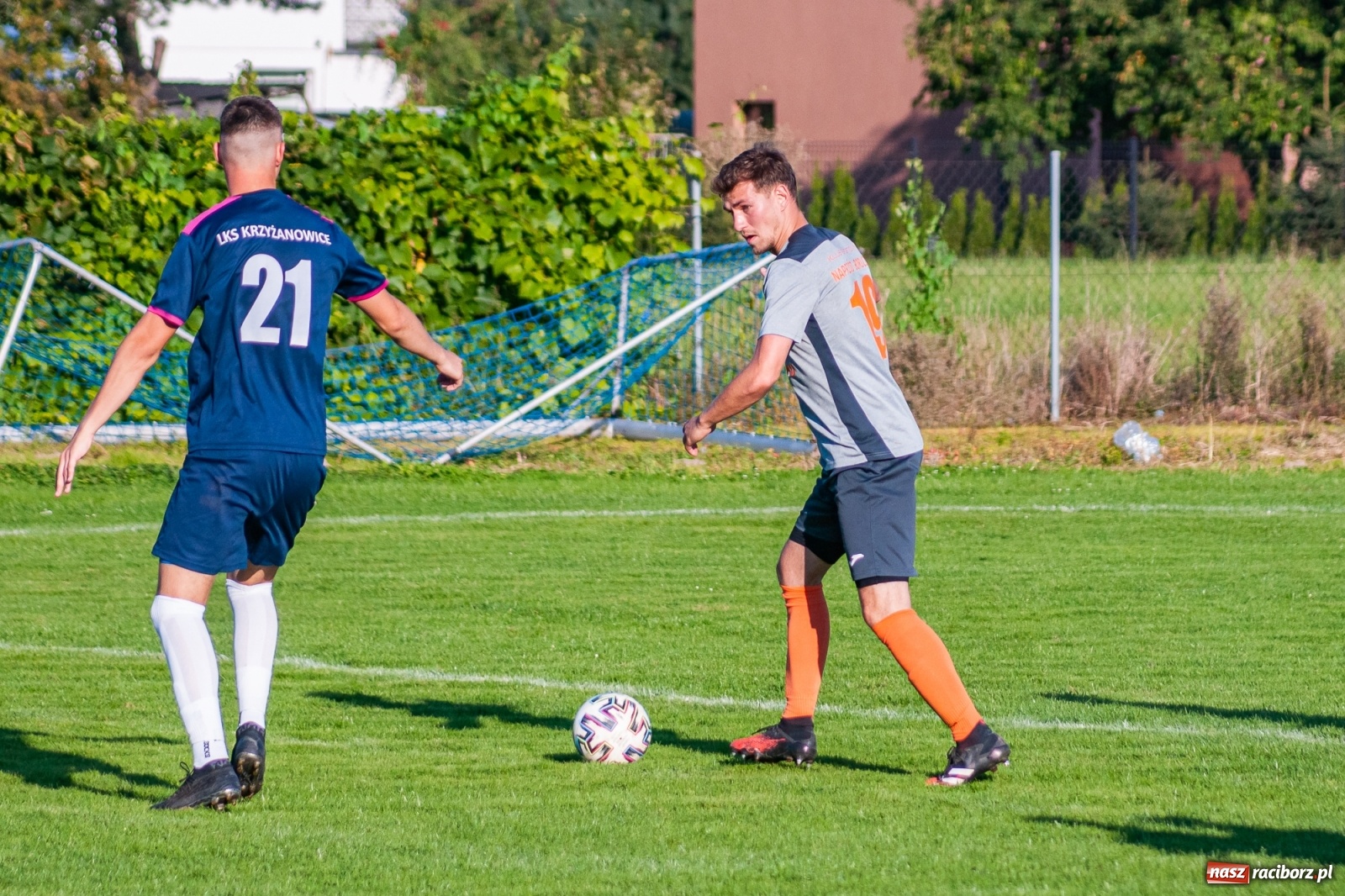 Zdjęcie w galerii na portalu naszraciborz.pl: Klasa okręgowa. Powiatowe derby na remis [FOTO i WIDEO] wiadomości z regionu