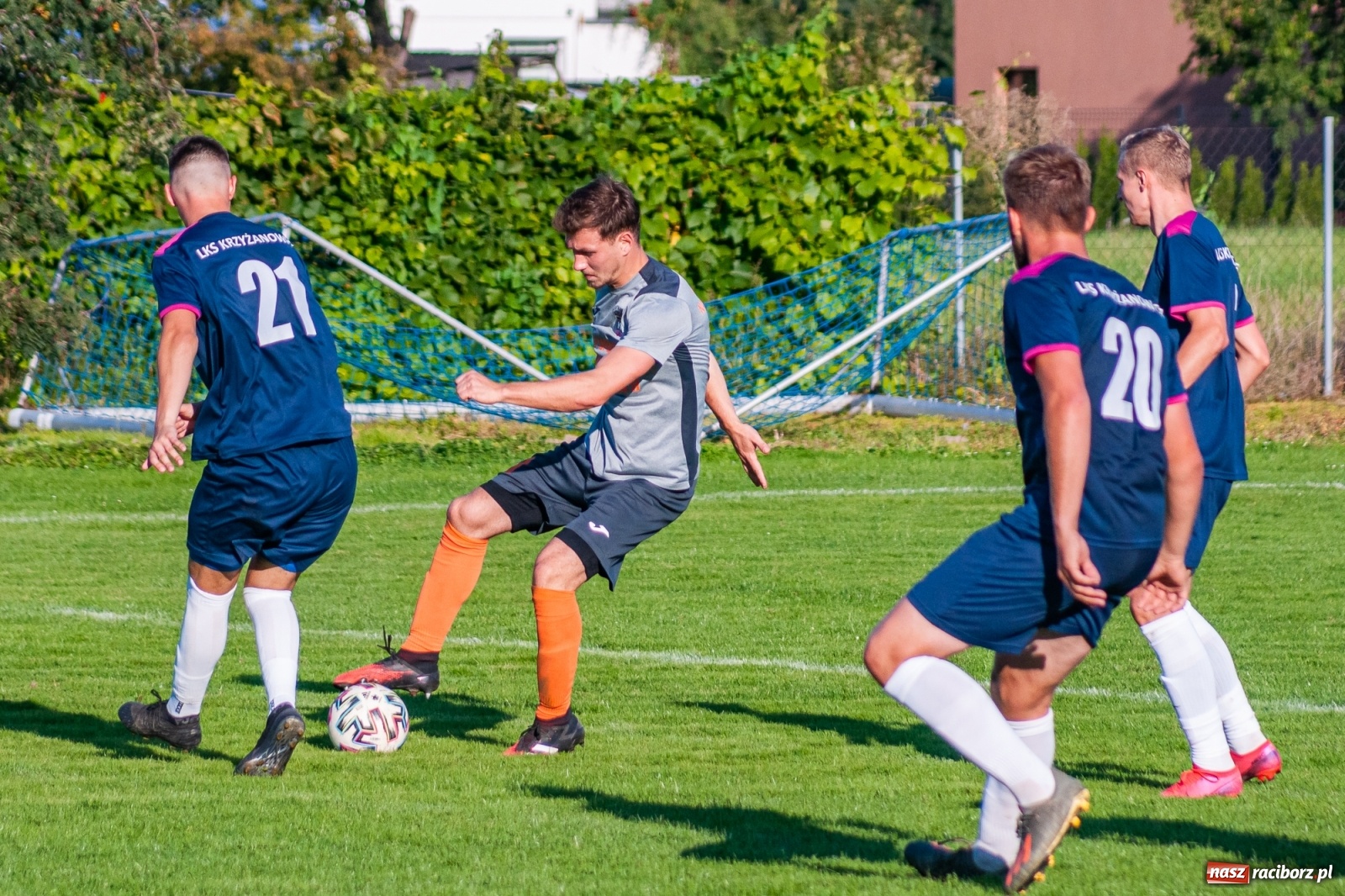 Zdjęcie w galerii na portalu naszraciborz.pl: Klasa okręgowa. Powiatowe derby na remis [FOTO i WIDEO] wiadomości z regionu