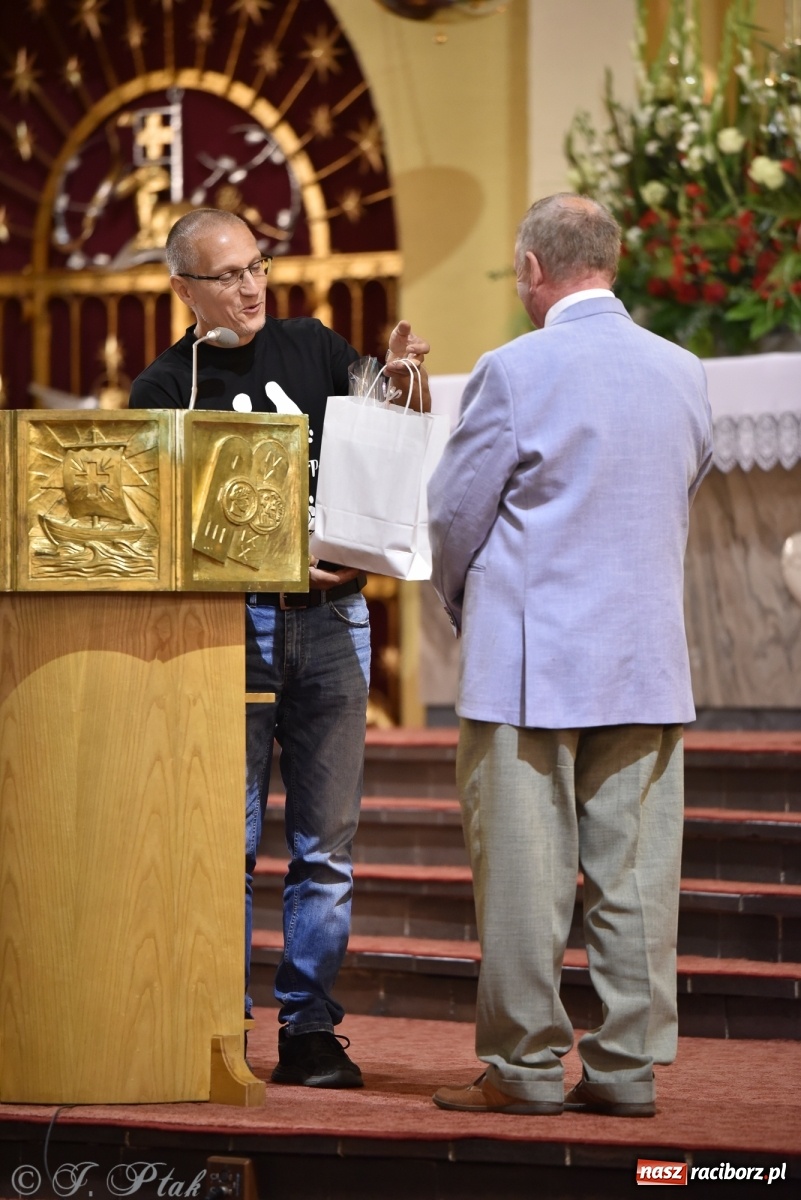 Zdjęcie w galerii na portalu naszraciborz.pl: XXX Festiwal Spotkałem Pana - dzień 1 wiadomości z regionu