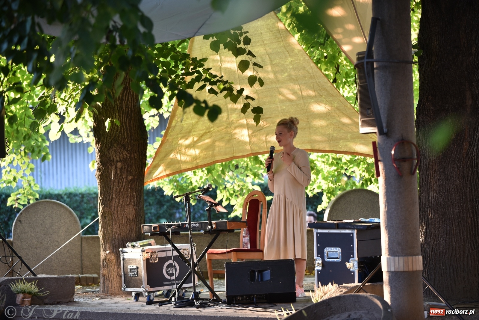 Zdjęcie w galerii na portalu naszraciborz.pl: XXX Festiwal Spotkałem Pana - dzień 1 wiadomości z regionu