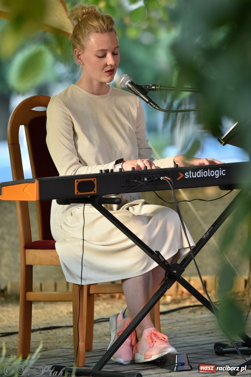 Zdjęcie w galerii na portalu naszraciborz.pl: XXX Festiwal Spotkałem Pana - dzień 1 wiadomości z regionu