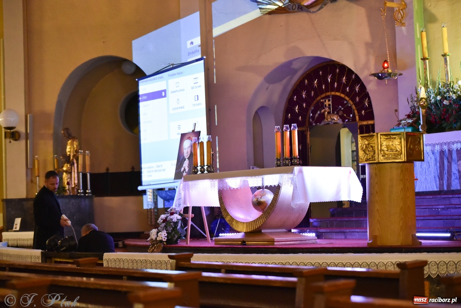 Zdjęcie w galerii na portalu naszraciborz.pl: XXX Festiwal Spotkałem Pana - dzień 1 wiadomości z regionu