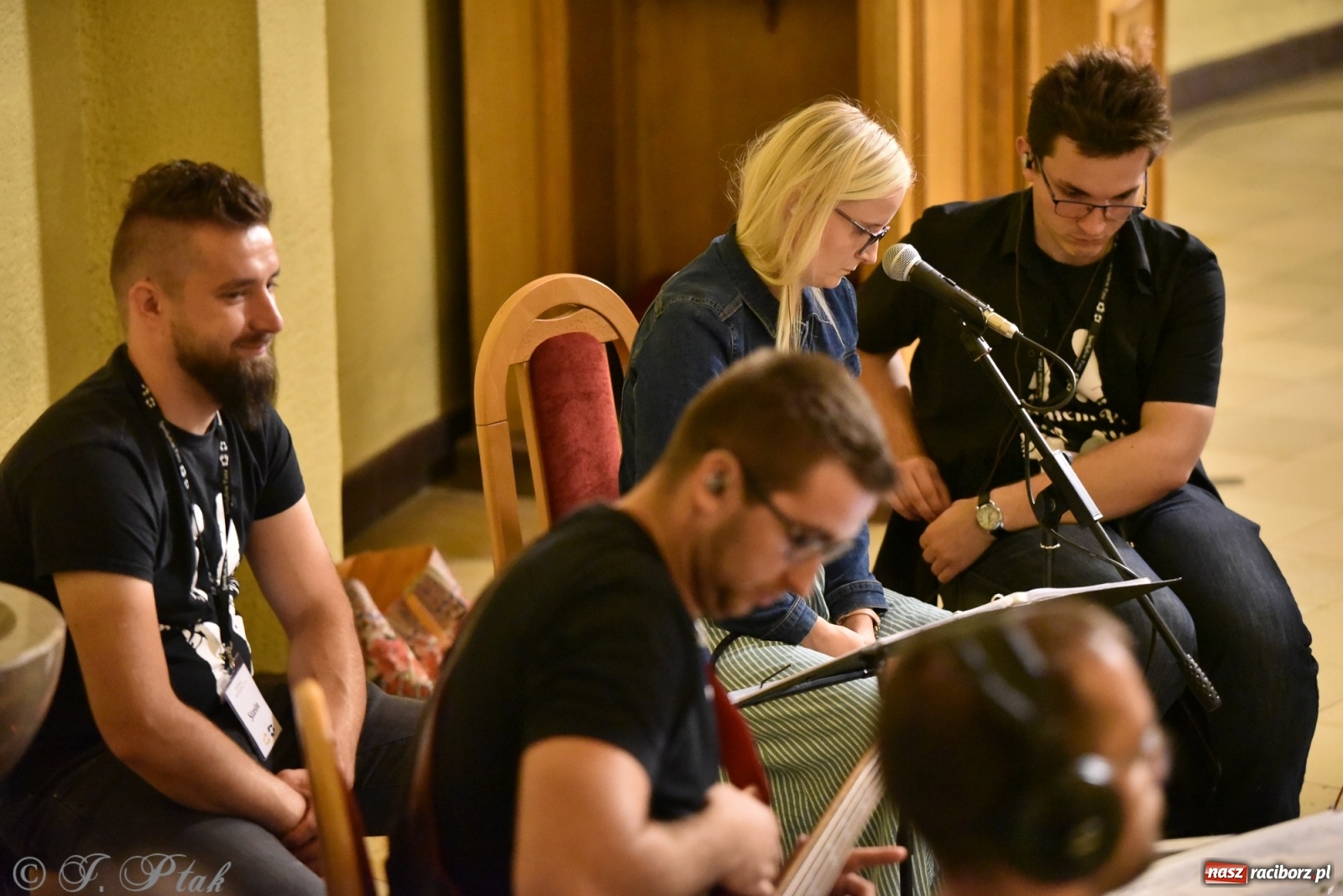 Zdjęcie w galerii na portalu naszraciborz.pl: XXX Festiwal Spotkałem Pana - dzień 1 wiadomości z regionu