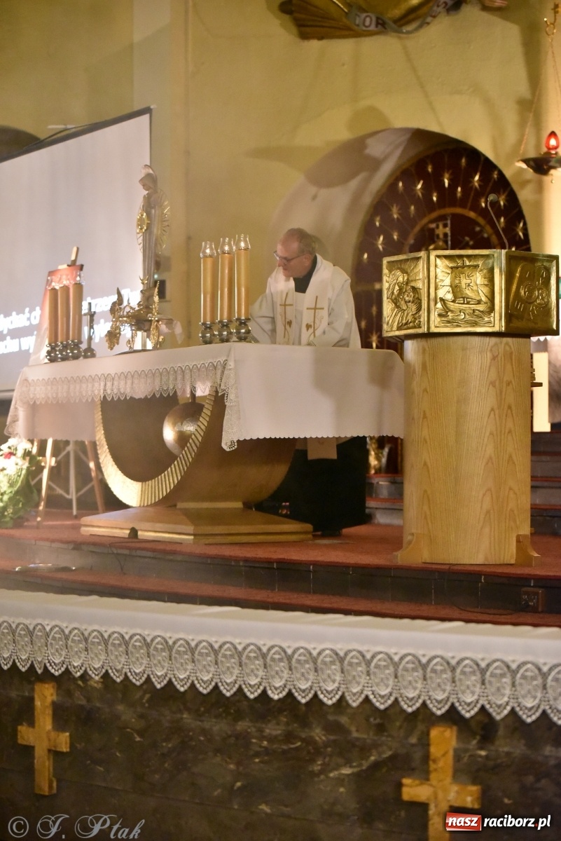 Zdjęcie w galerii na portalu naszraciborz.pl: XXX Festiwal Spotkałem Pana - dzień 1 wiadomości z regionu