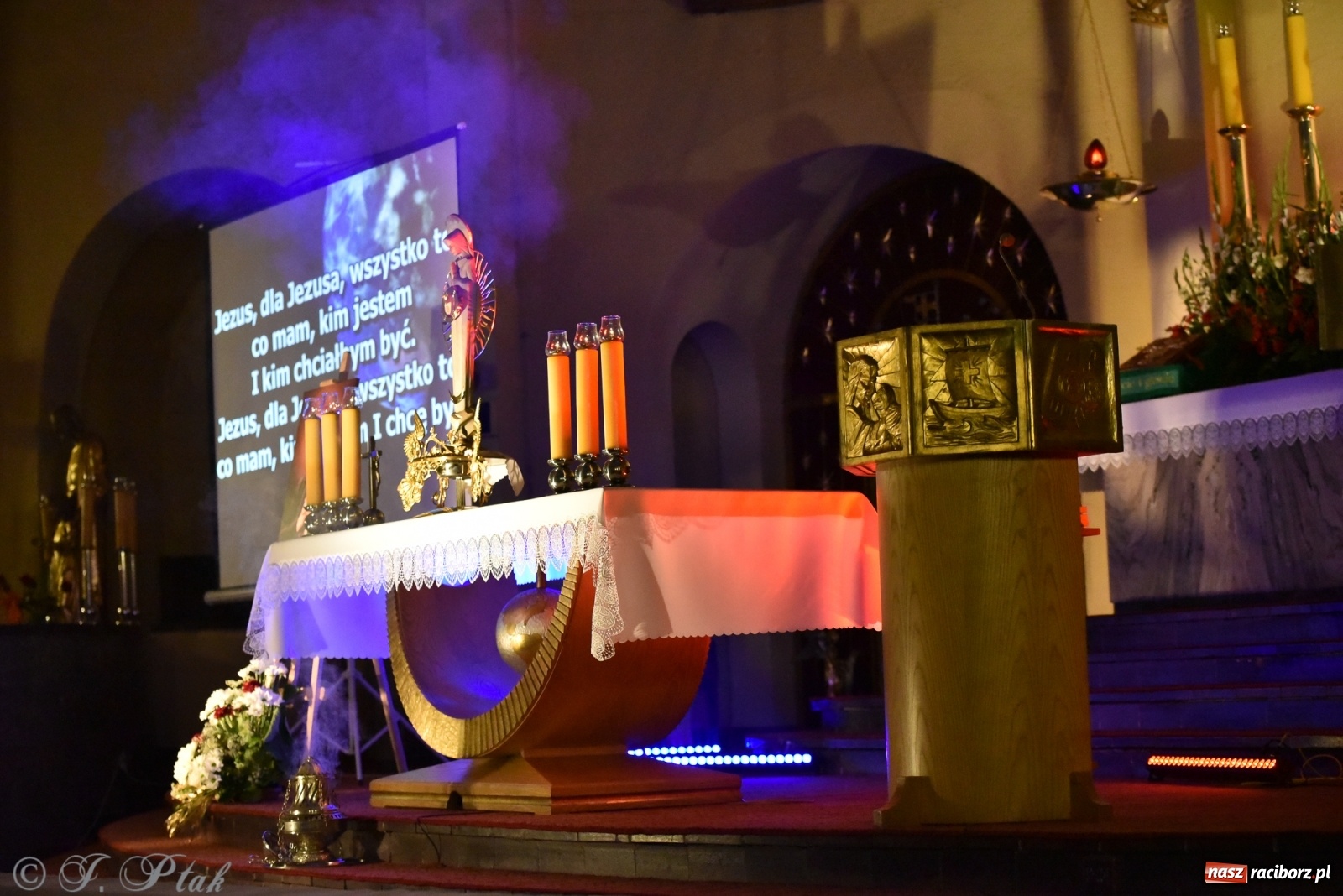 Zdjęcie w galerii na portalu naszraciborz.pl: XXX Festiwal Spotkałem Pana - dzień 1 wiadomości z regionu