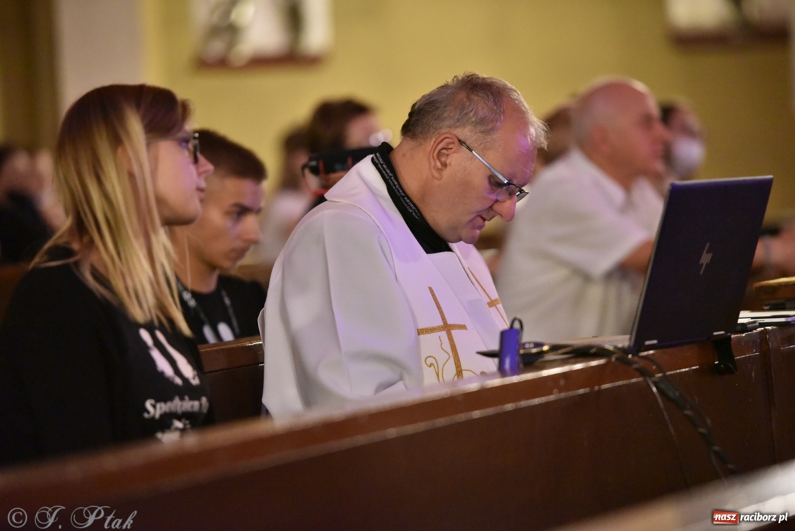 Zdjęcie w galerii na portalu naszraciborz.pl: XXX Festiwal Spotkałem Pana - dzień 1 wiadomości z regionu