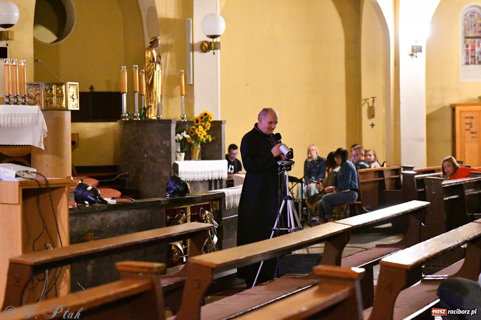 Zdjęcie w galerii na portalu naszraciborz.pl: XXX Festiwal Spotkałem Pana - dzień 1 wiadomości z regionu