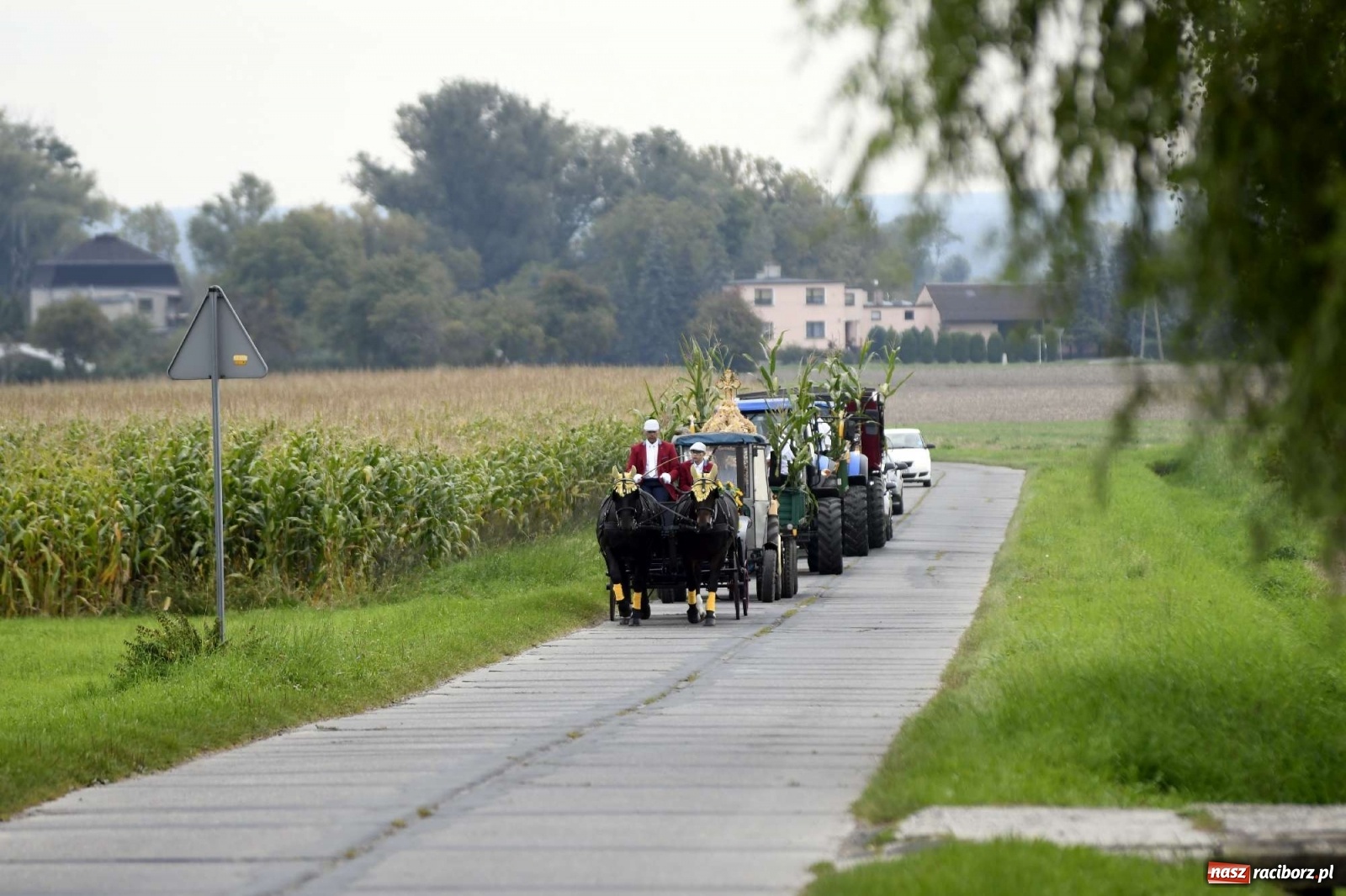 Zdjęcie w galerii na portalu naszraciborz.pl: Lasaki-Sławików. Dożynki parafialne [FOTO i WIDEO] wiadomości z regionu
