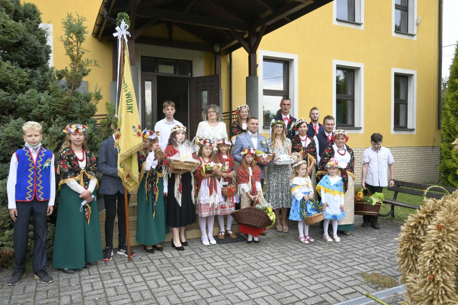 Zdjęcie w galerii na portalu naszraciborz.pl: Piękne śląskie stroje na dożynkach w Łubowicach [FOTO i WIDEO] wiadomości z regionu