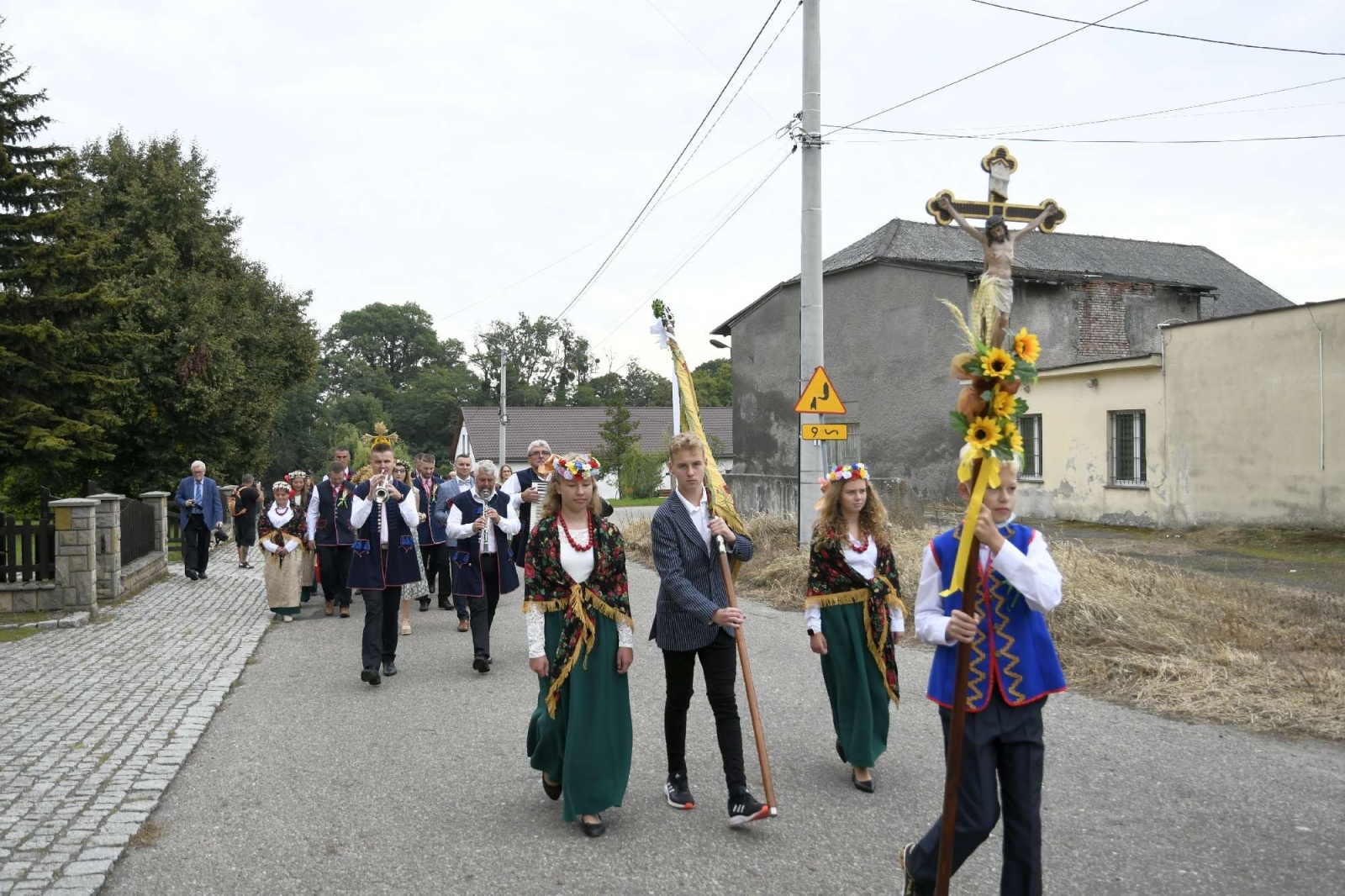Zdjęcie w galerii na portalu naszraciborz.pl: Piękne śląskie stroje na dożynkach w Łubowicach [FOTO i WIDEO] wiadomości z regionu
