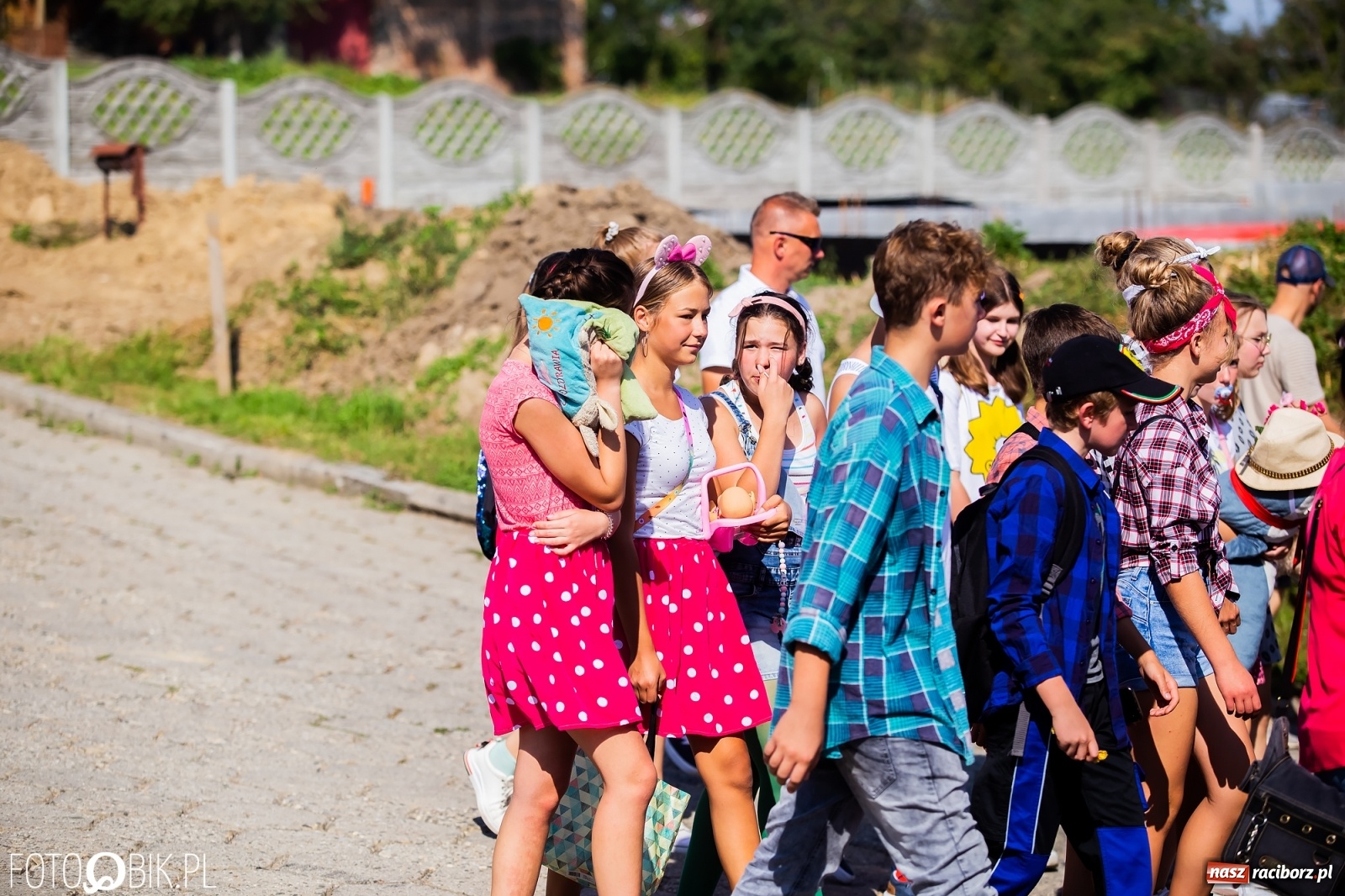 Zdjęcie w galerii na portalu naszraciborz.pl: Dożynki sołeckie w Borucinie. Spontaniczny długi korowód [FOTO i WIDEO] wiadomości z regionu