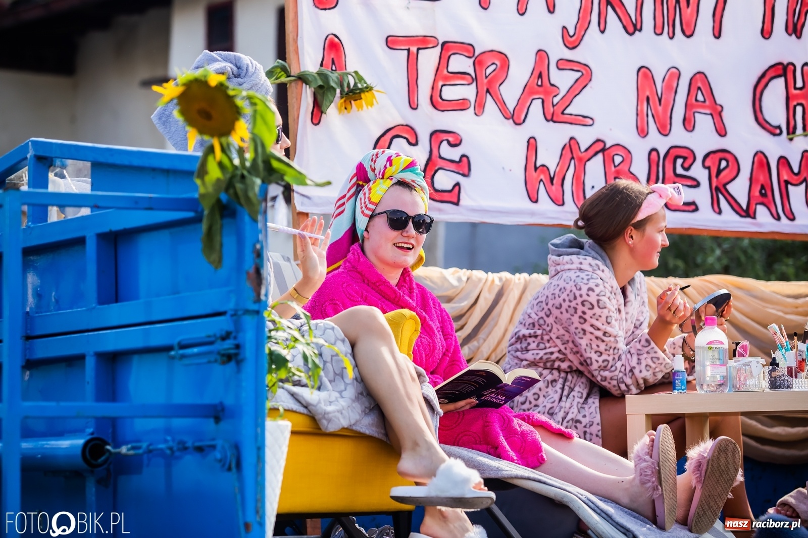 Zdjęcie w galerii na portalu naszraciborz.pl: Dożynki sołeckie w Borucinie. Spontaniczny długi korowód [FOTO i WIDEO] wiadomości z regionu