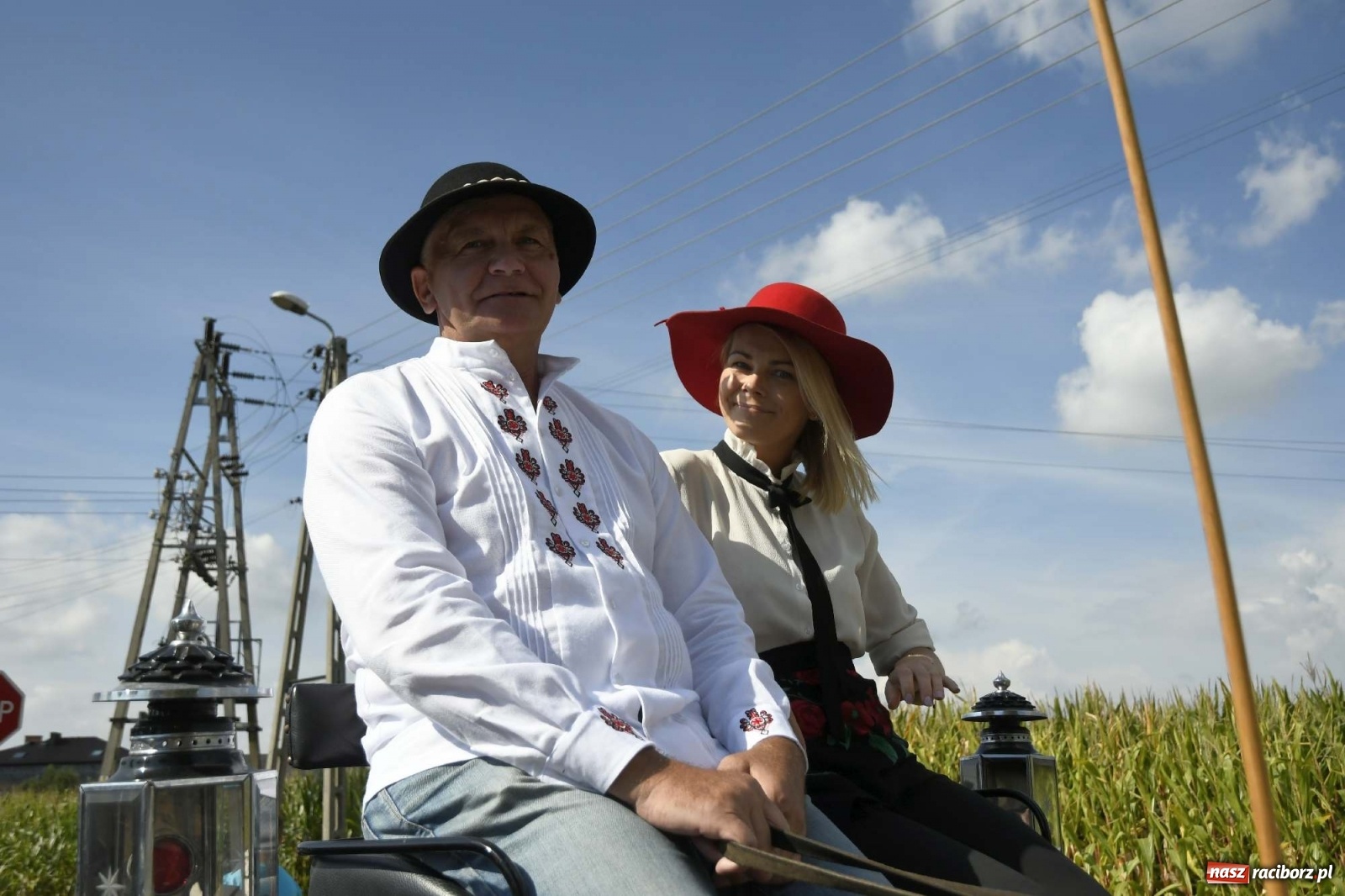 Zdjęcie w galerii na portalu naszraciborz.pl: Szaleństwo w Łańcach. Dożynki gminy Kornowac wiadomości z regionu