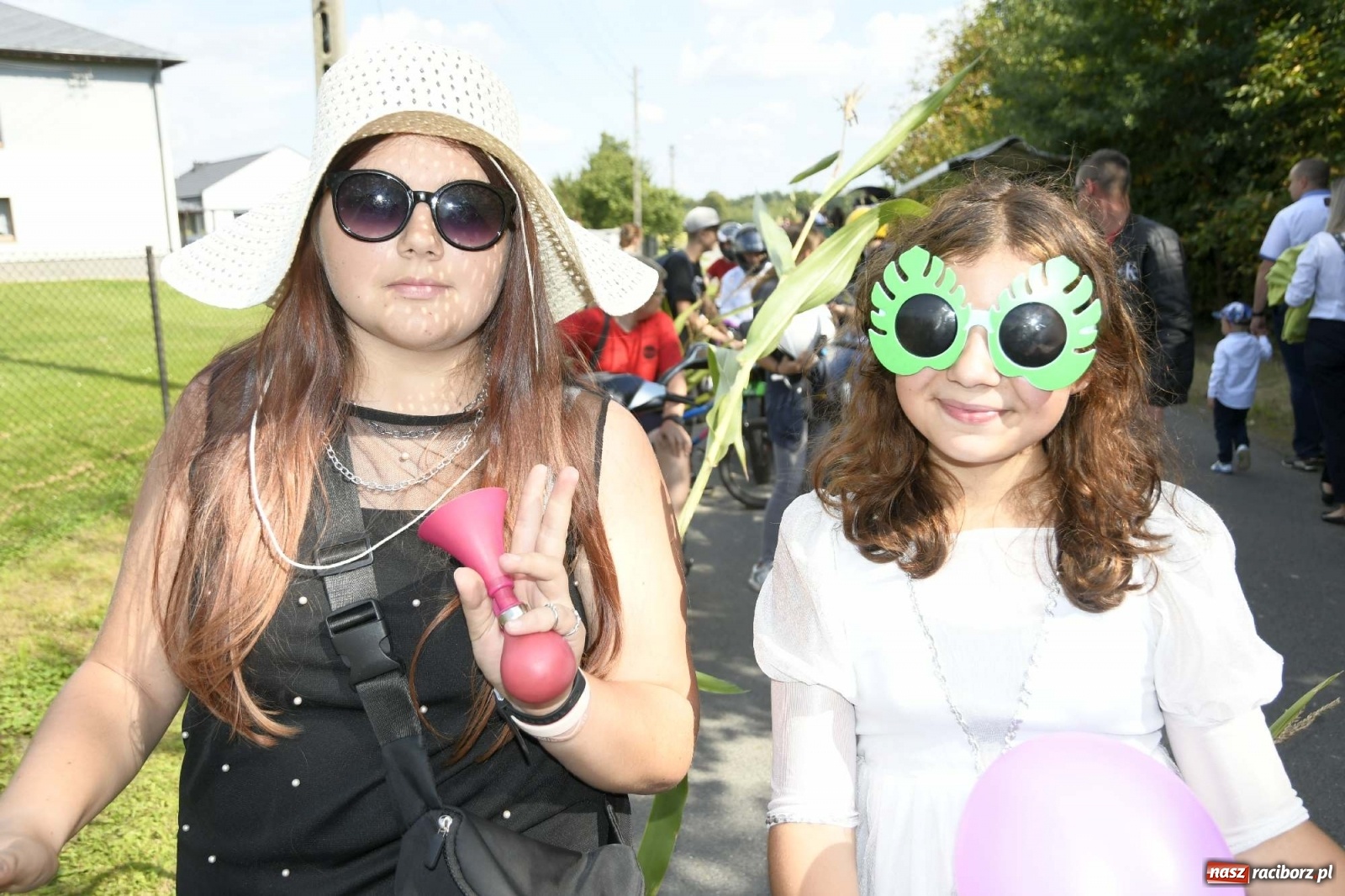 Zdjęcie w galerii na portalu naszraciborz.pl: Szaleństwo w Łańcach. Dożynki gminy Kornowac wiadomości z regionu