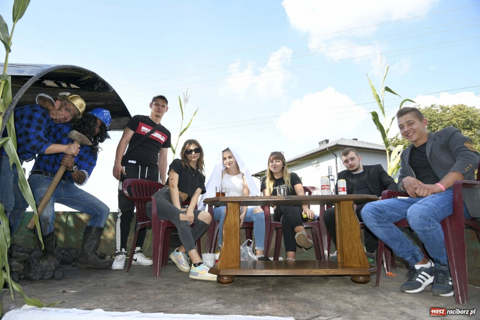 Zdjęcie w galerii na portalu naszraciborz.pl: Szaleństwo w Łańcach. Dożynki gminy Kornowac wiadomości z regionu