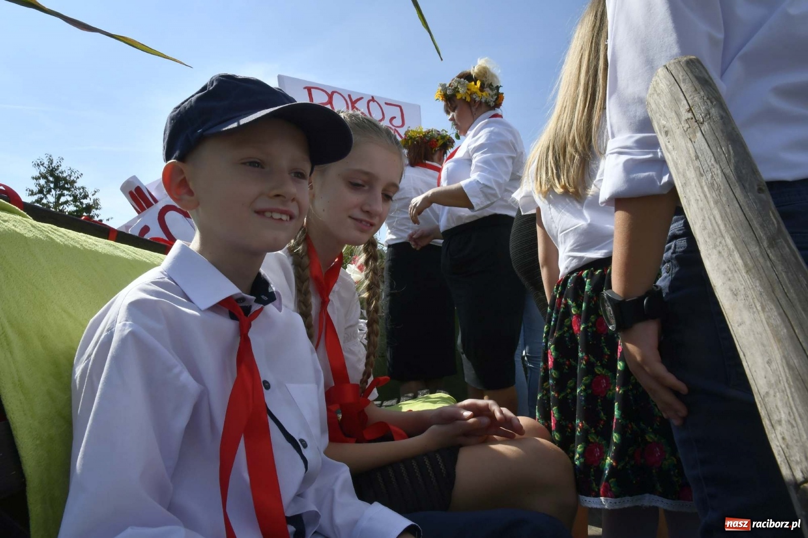 Zdjęcie w galerii na portalu naszraciborz.pl: Szaleństwo w Łańcach. Dożynki gminy Kornowac wiadomości z regionu