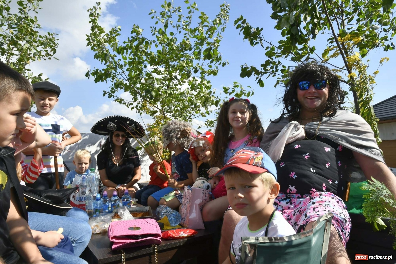 Zdjęcie w galerii na portalu naszraciborz.pl: Szaleństwo w Łańcach. Dożynki gminy Kornowac wiadomości z regionu