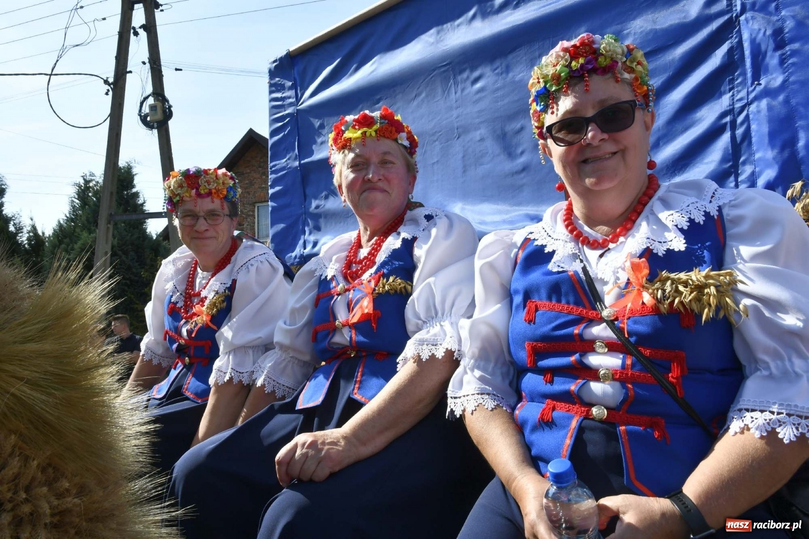 Zdjęcie w galerii na portalu naszraciborz.pl: Szaleństwo w Łańcach. Dożynki gminy Kornowac wiadomości z regionu