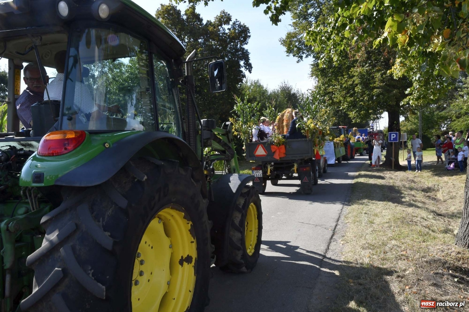 Zdjęcie w galerii na portalu naszraciborz.pl: Szaleństwo w Łańcach. Dożynki gminy Kornowac wiadomości z regionu