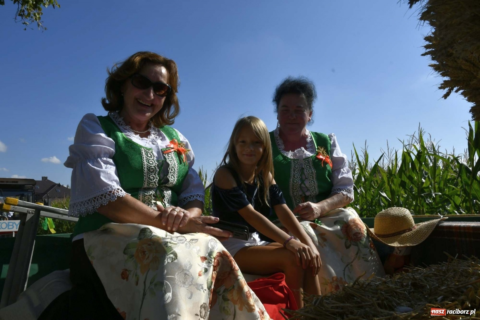 Zdjęcie w galerii na portalu naszraciborz.pl: Szaleństwo w Łańcach. Dożynki gminy Kornowac wiadomości z regionu