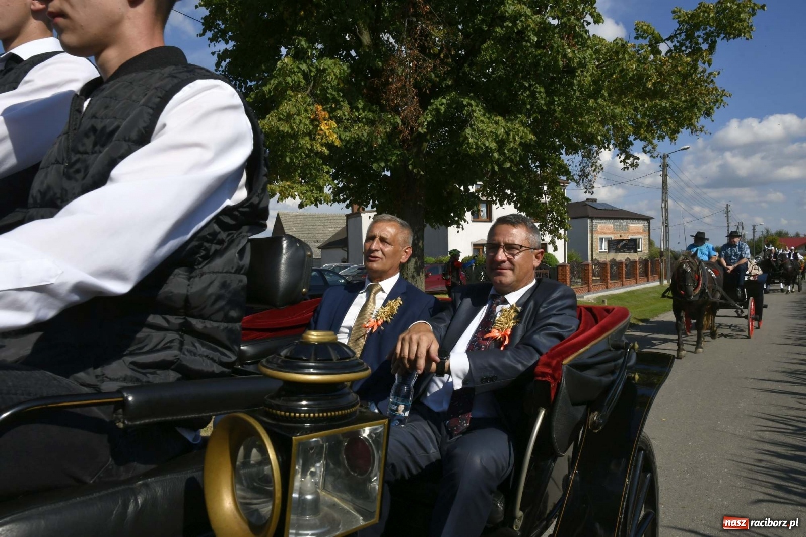 Zdjęcie w galerii na portalu naszraciborz.pl: Szaleństwo w Łańcach. Dożynki gminy Kornowac wiadomości z regionu