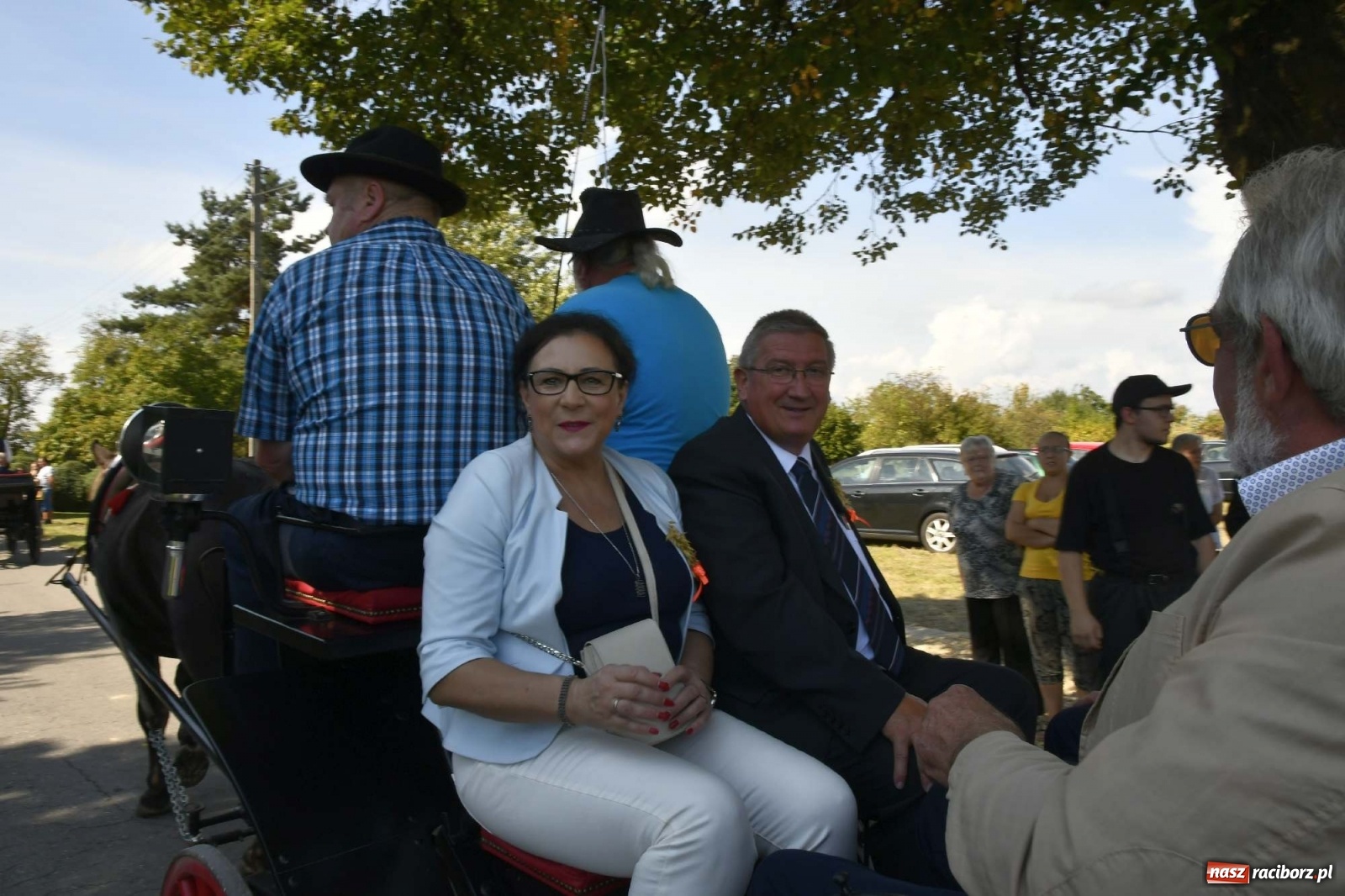Zdjęcie w galerii na portalu naszraciborz.pl: Szaleństwo w Łańcach. Dożynki gminy Kornowac wiadomości z regionu