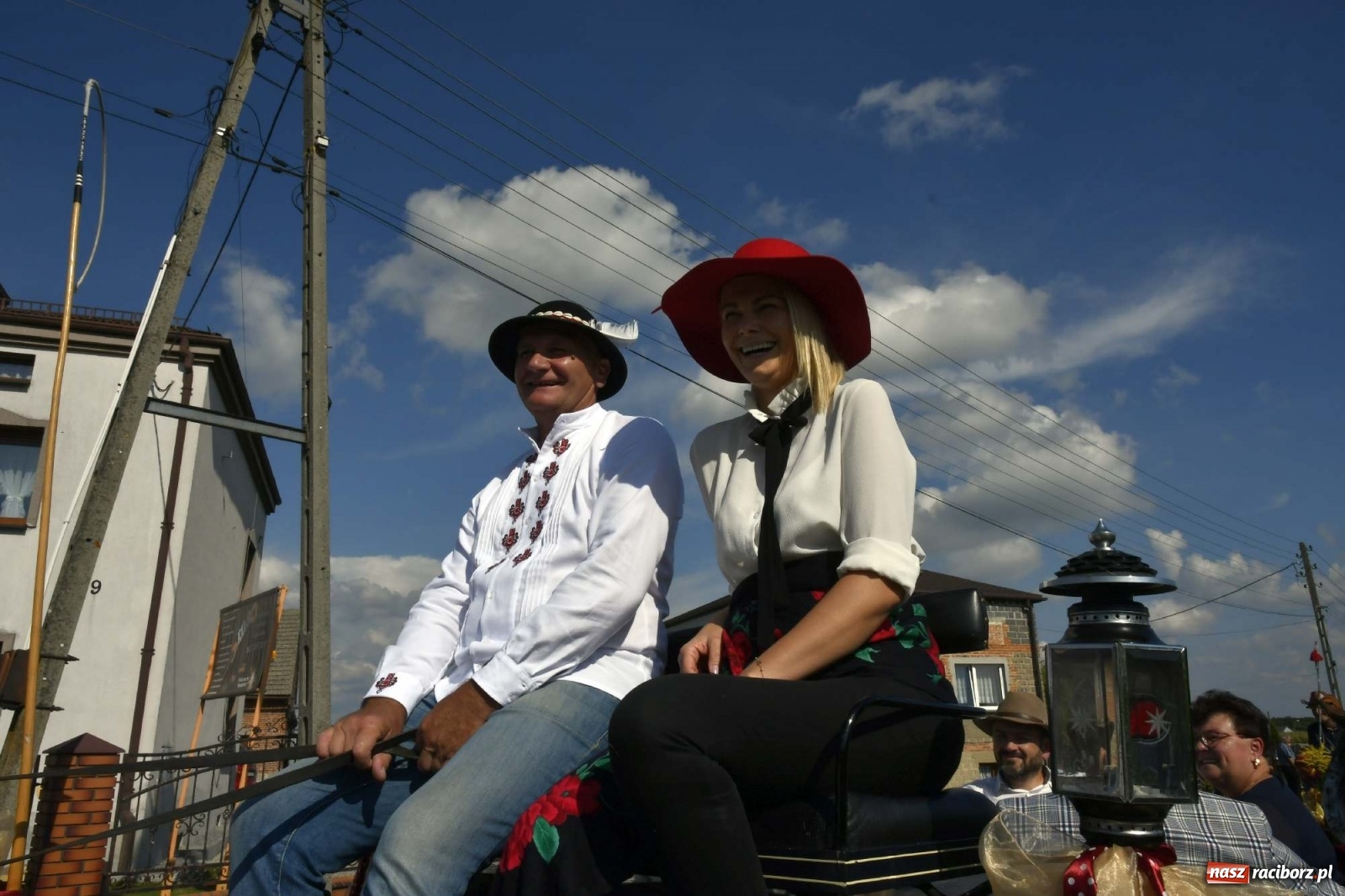 Zdjęcie w galerii na portalu naszraciborz.pl: Szaleństwo w Łańcach. Dożynki gminy Kornowac wiadomości z regionu