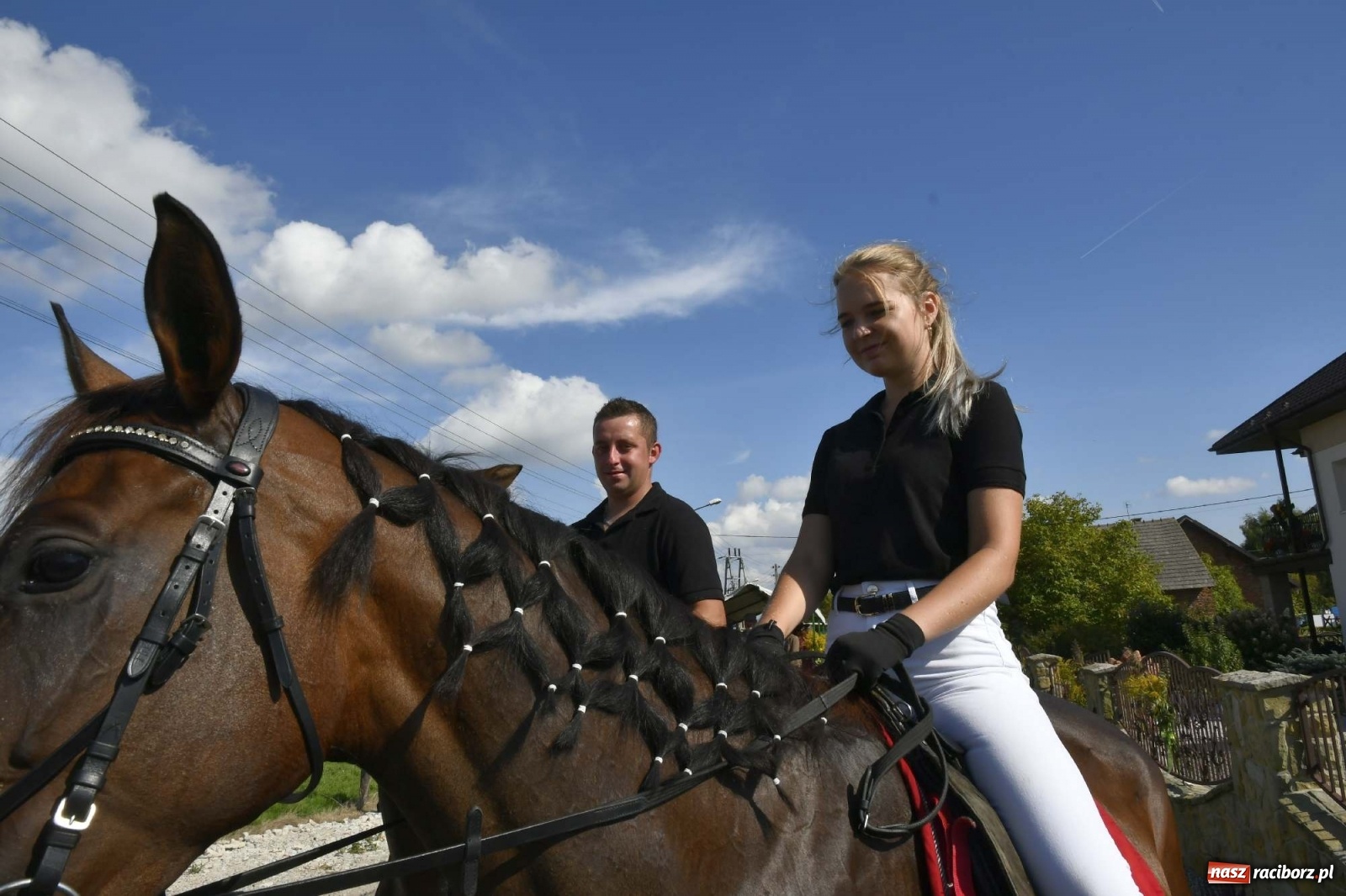 Zdjęcie w galerii na portalu naszraciborz.pl: Szaleństwo w Łańcach. Dożynki gminy Kornowac wiadomości z regionu