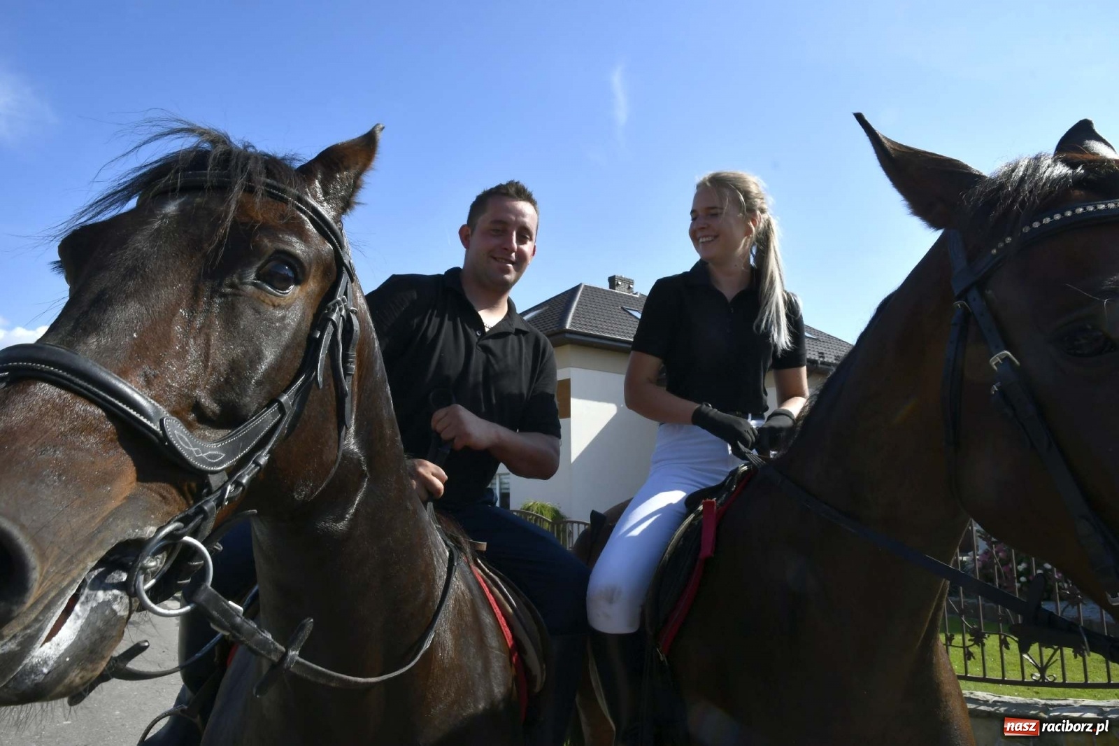 Zdjęcie w galerii na portalu naszraciborz.pl: Szaleństwo w Łańcach. Dożynki gminy Kornowac wiadomości z regionu