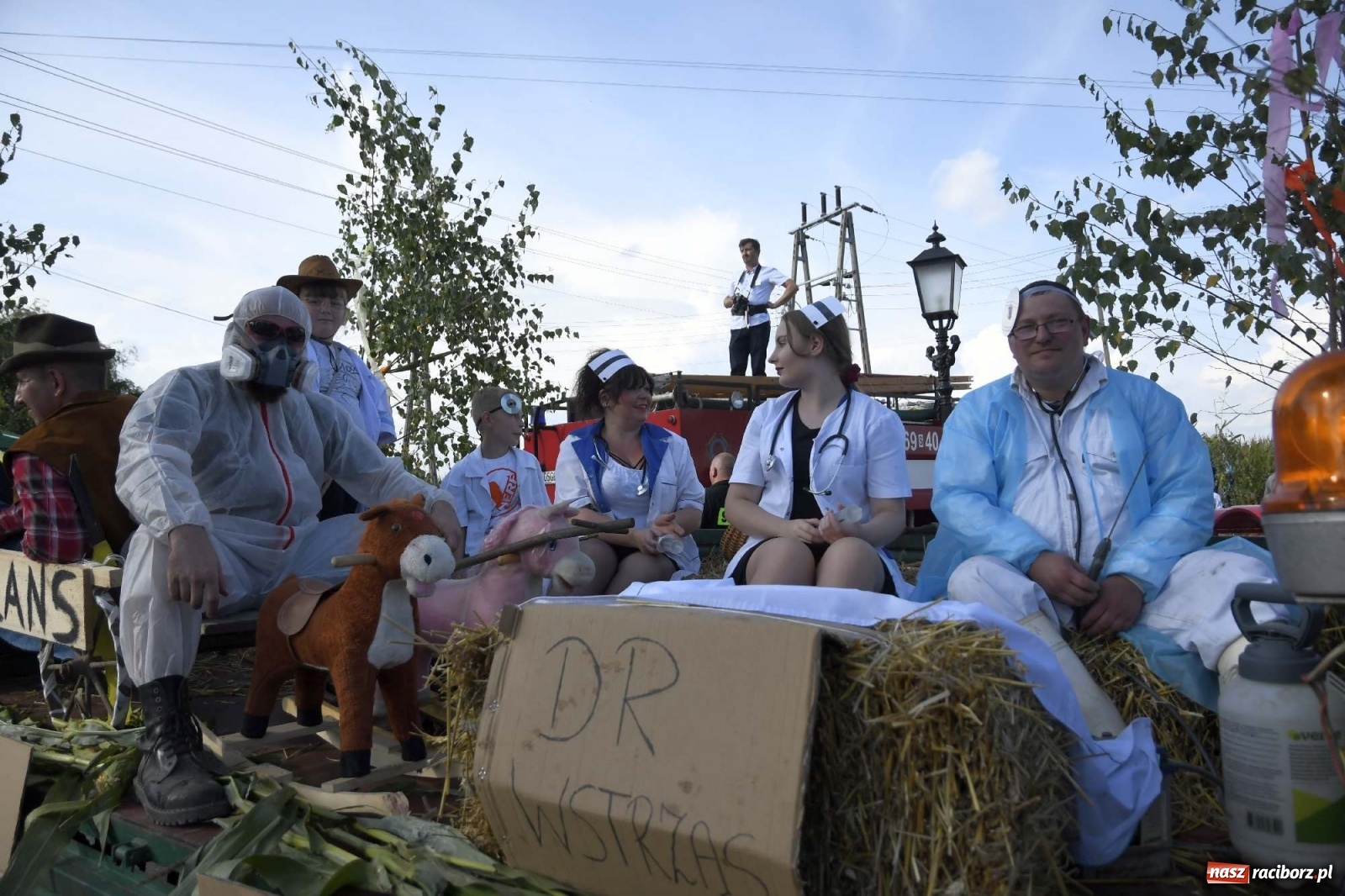 Zdjęcie w galerii na portalu naszraciborz.pl: Szaleństwo w Łańcach. Dożynki gminy Kornowac wiadomości z regionu