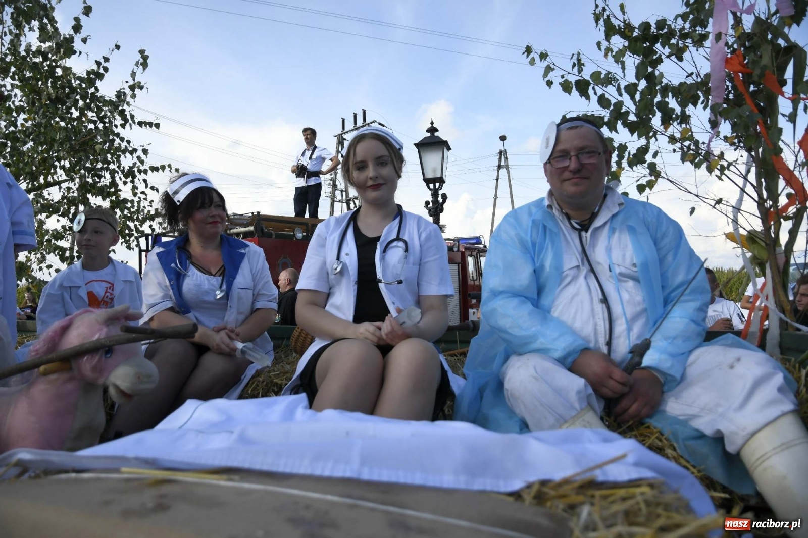 Zdjęcie w galerii na portalu naszraciborz.pl: Szaleństwo w Łańcach. Dożynki gminy Kornowac wiadomości z regionu