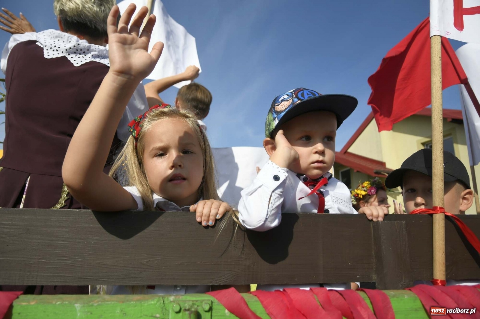 Zdjęcie w galerii na portalu naszraciborz.pl: Szaleństwo w Łańcach. Dożynki gminy Kornowac wiadomości z regionu