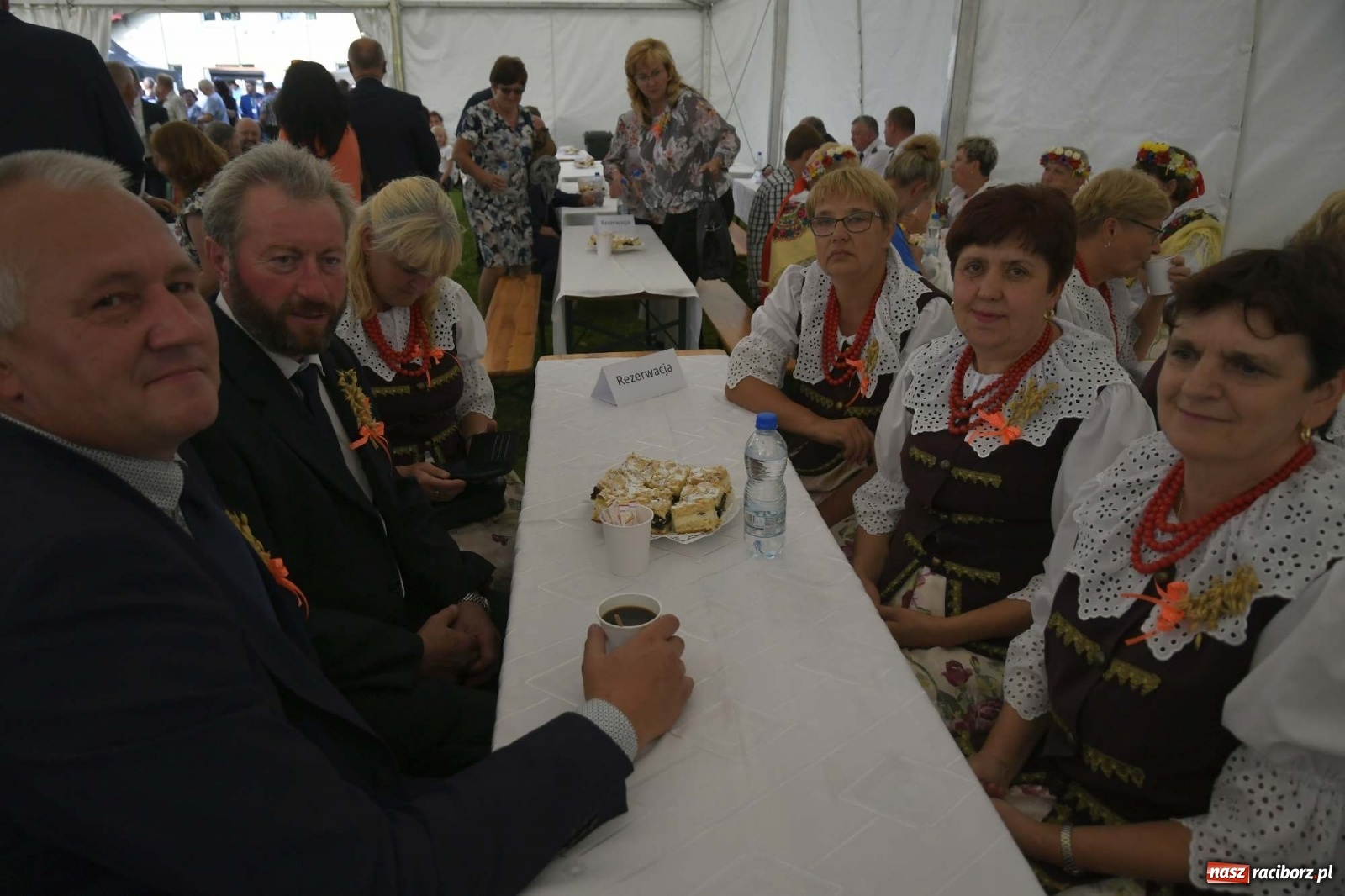 Zdjęcie w galerii na portalu naszraciborz.pl: Szaleństwo w Łańcach. Dożynki gminy Kornowac wiadomości z regionu