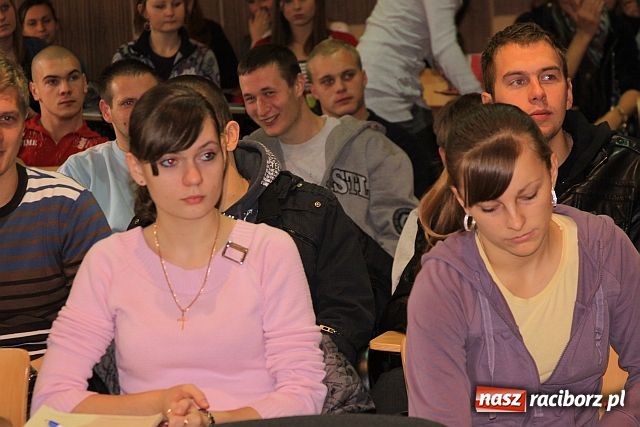 Zdjęcie w galerii na portalu naszraciborz.pl: Praktyki dla studentów PWSZ zapewnione wiadomości z regionu