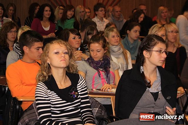 Zdjęcie w galerii na portalu naszraciborz.pl: Praktyki dla studentów PWSZ zapewnione wiadomości z regionu