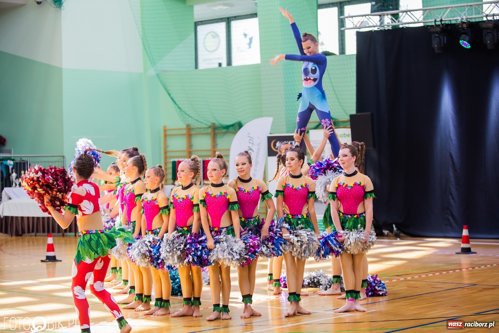 Zdjęcie w galerii na portalu naszraciborz.pl: Racibórz stolicą mażoretek - dzień 3 [FOTO] wiadomości z regionu