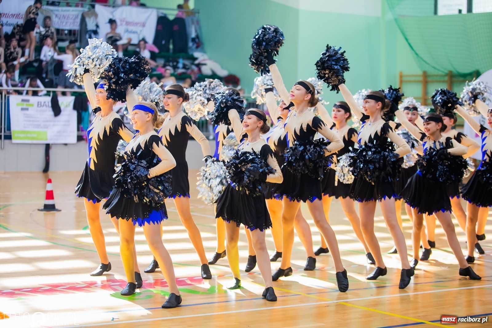 Zdjęcie w galerii na portalu naszraciborz.pl: Racibórz stolicą mażoretek - dzień 3 [FOTO] wiadomości z regionu