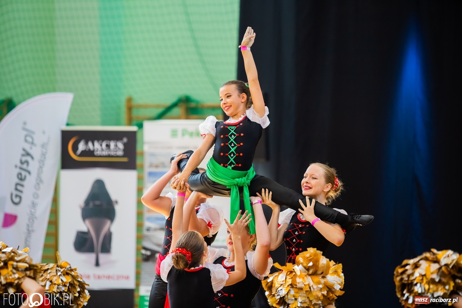 Zdjęcie w galerii na portalu naszraciborz.pl: Racibórz stolicą mażoretek - dzień 3 [FOTO] wiadomości z regionu