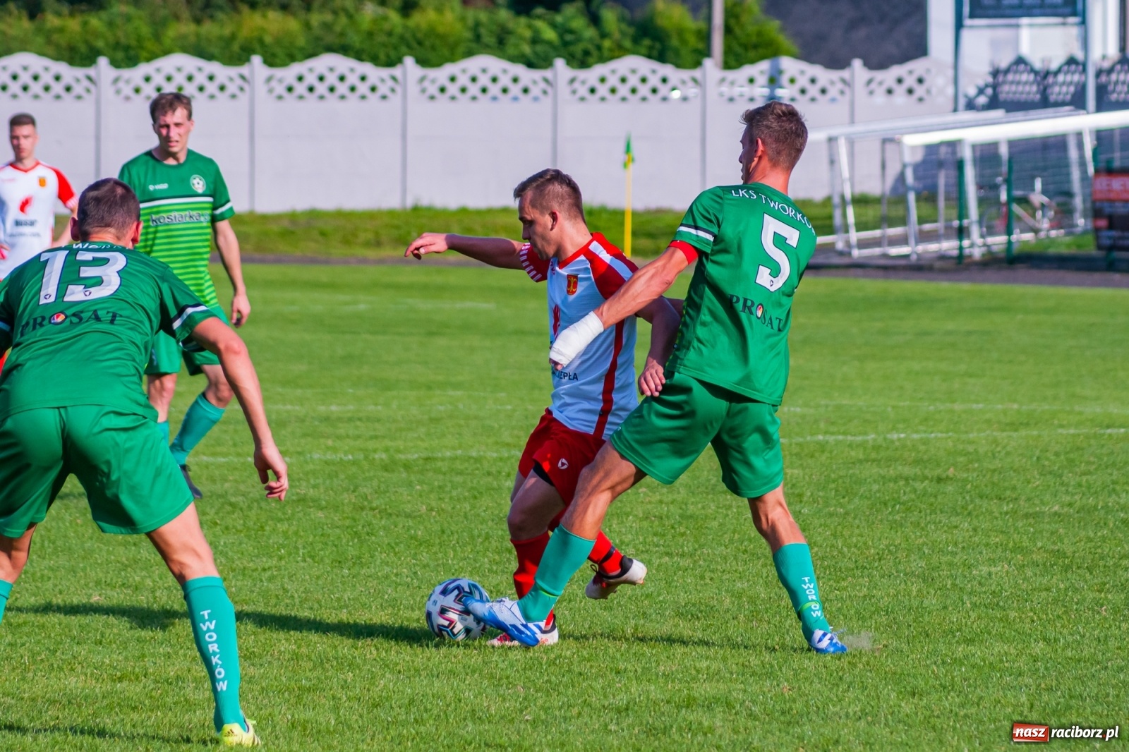 Zdjęcie w galerii na portalu naszraciborz.pl: Tworków zlekceważył rywala, a ten go ukarał [FOTO] wiadomości z regionu