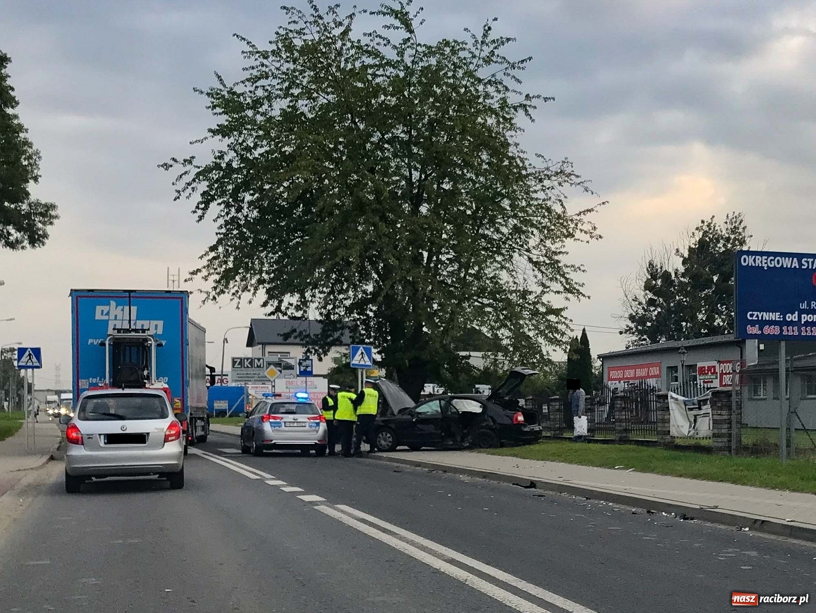 Zdjęcie w galerii na portalu naszraciborz.pl: Zasnęła za kierownicą i uderzyła w skodę [FOTO] wiadomości z regionu