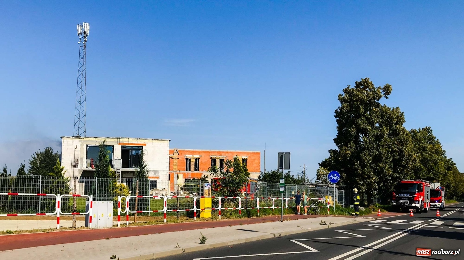 Zdjęcie w galerii na portalu naszraciborz.pl: Pożar na budowie przy Ocickiej [FOTO] wiadomości z regionu
