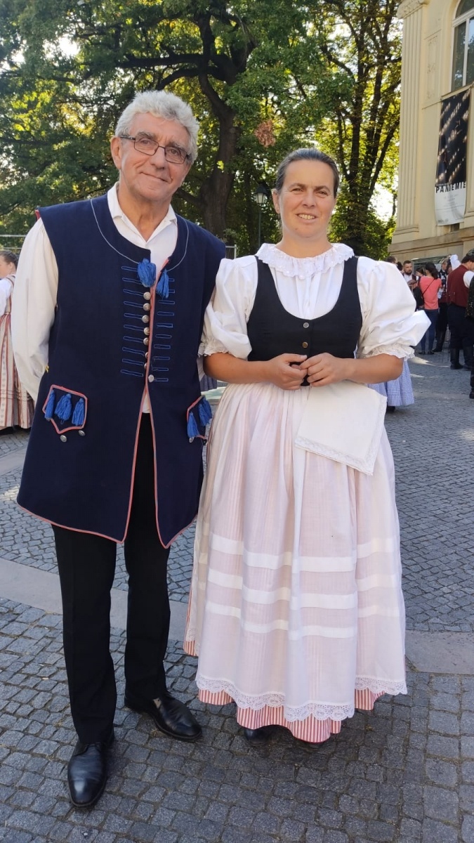 Zdjęcie w galerii na portalu naszraciborz.pl: Seniorzy Strzechy na gościnnych występach w Opawie wiadomości z regionu