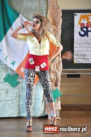 Zdjęcie w galerii na portalu naszraciborz.pl: Nie poprzestają na wkuwaniu słówek wiadomości z regionu