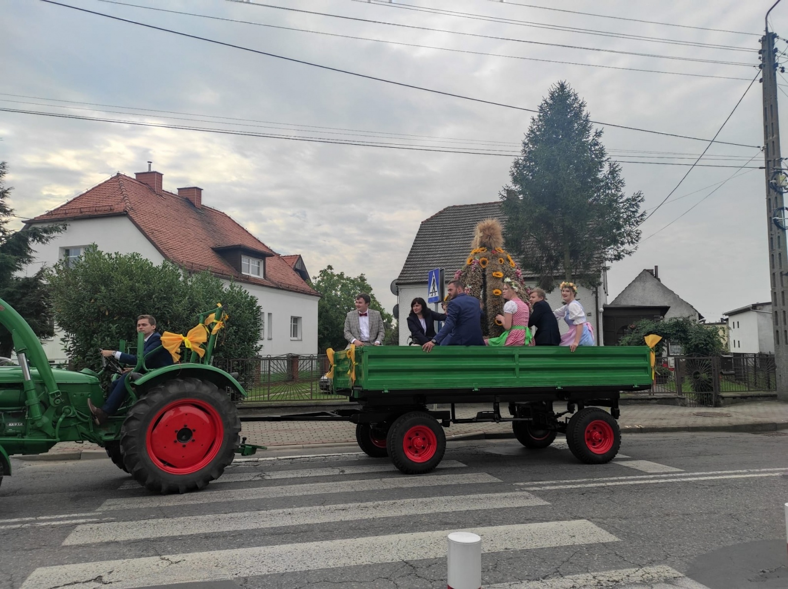 Zdjęcie w galerii na portalu naszraciborz.pl: Łęg, Zawada Książęca i Ciechowice dziękowały za plony wiadomości z regionu