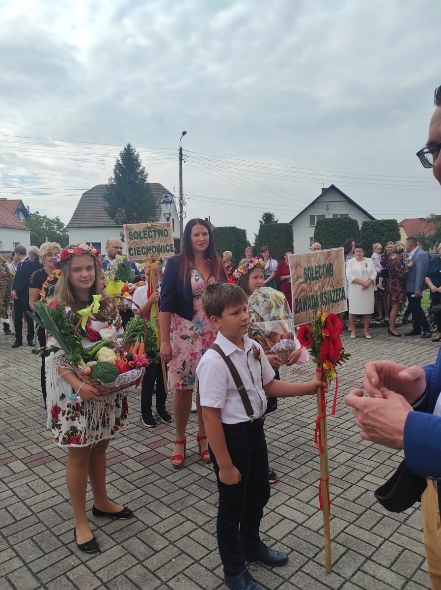 Zdjęcie w galerii na portalu naszraciborz.pl: Łęg, Zawada Książęca i Ciechowice dziękowały za plony wiadomości z regionu